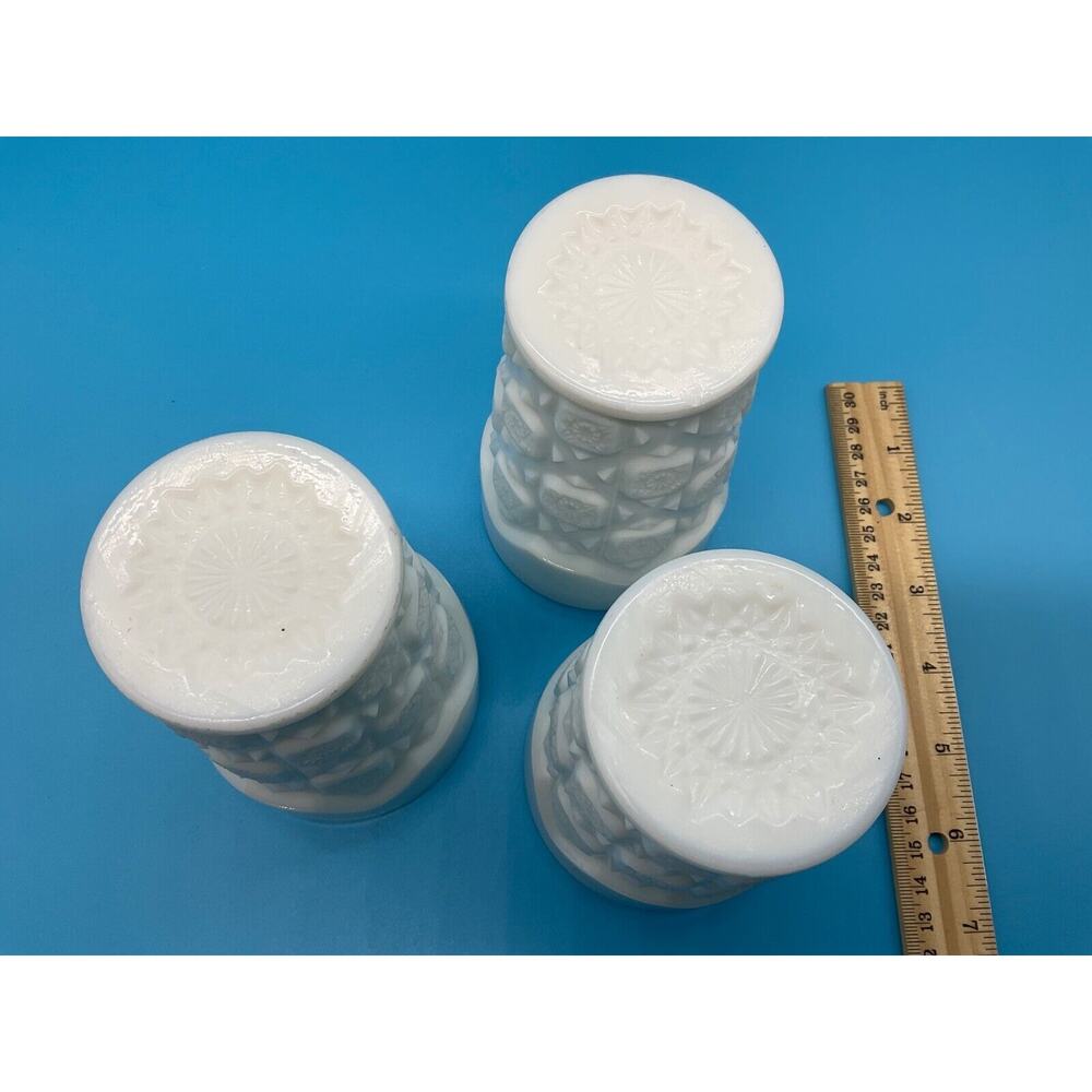 Set of‎ 3 White Milk Glass Tumblers, Cubist Pattern, 5" Tall, Vintage Drinkware - Picture 6 of 6
